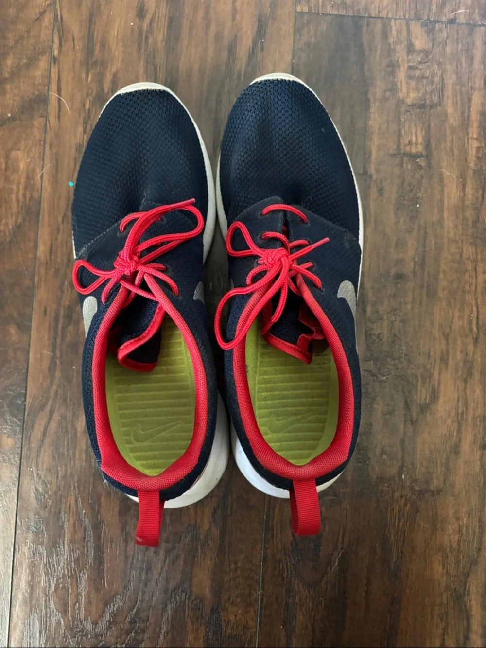Nike Navy & Red Sneakers with American Flag Heel - Picture 4 of 4